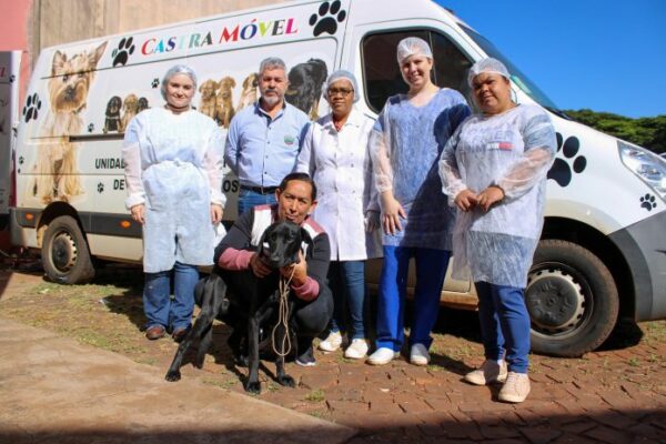 Cambira recebe o Castramóvel da AMUVI