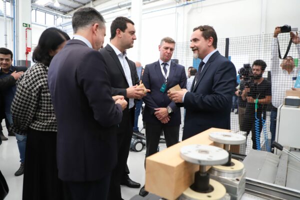Empresa italiana de alta tecnologia inaugura em Curitiba seu primeiro escritório no Brasil