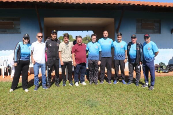Arapongas dá início ao Torneio 1º de Maio; equipes se enfrentam na 2ª rodada e grande final
