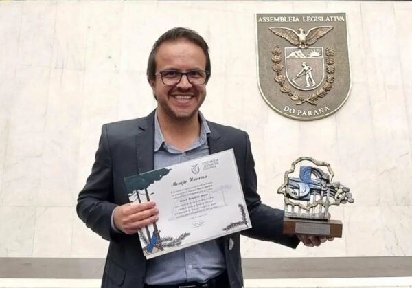 Secretário de Saúde de Arapongas é homenageado em sessão solene na Assembleia Legislativa