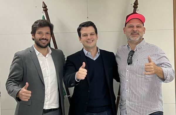 Tiago Amaral – Estivemos ontem na SECID em Curitiba levando as demandas da cidade de Bela Vista do Paraíso