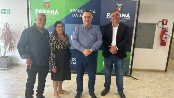 Prefeito Toledo de Cambira cumpre agenda em Curitiba