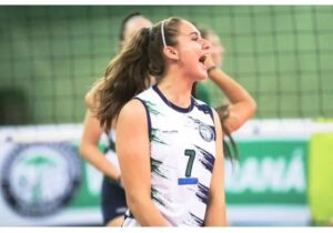 De olho no Mundial: araponguense é convocada pela seleção de vôlei
