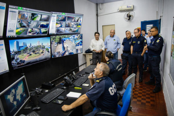 Apucarana unifica patrulhamento virtual da cidade e de prédios públicos
