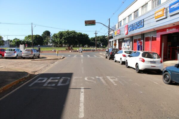 Em obras, trecho entre a Rua Marabu e Rua Rouxinol em Arapongas será interditado na terça-feira (30); veja rotas alternativas