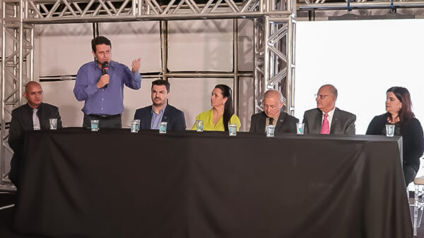 “Semana das Engenharias” debate rumos do setor e divulga Apucarana como polo de formação universitária