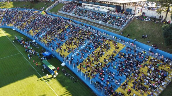 Estádio municipal José Chiappin recebe o Torneio do Trabalhador – 1º de Maio de Arapongas