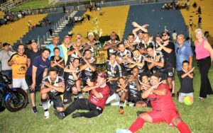Sucesso na final do 64º Torneio 1º de Maio em comemoração ao Dia do Trabalhador em Arapongas