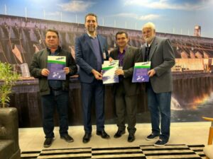 Sérgio Onofre sai otimista da Itaipu quanto à usina de reciclagem de lixo