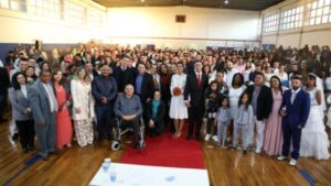Casamento coletivo celebra a união de 82 casais em Apucarana