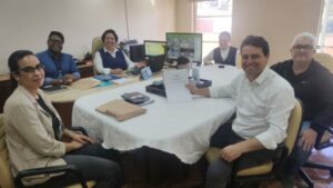 Hospital da Providência e Prefeitura de Apucarana firmam parceria para projeto voltado à terceira idade