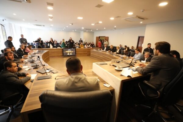 Reunião apresenta medidas concretas para segurança nas travessias de trem