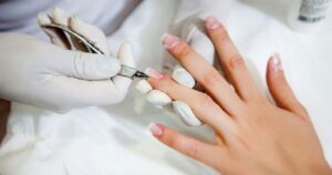Capacita Mandaguari: curso de manicure tem vagas preenchidas