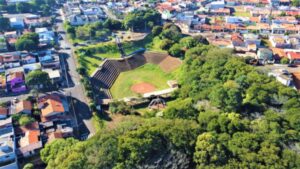 Prefeito de Arapongas e presidente da Sanepar assinam ordem de serviço para revitalizar o Parque das Nações