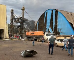 Explosão em cooperativa deixa 7 trabalhadores mortos e 12 feridos