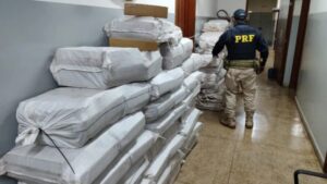 PRF apreende mais de uma tonelada de maconha no Norte Pioneiro