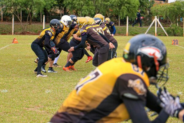 FUTEBOL AMERICANO: Em jogo inédito, Arapongas Golden Phoenix enfrenta equipe de Campo Mourão neste domingo (30)
