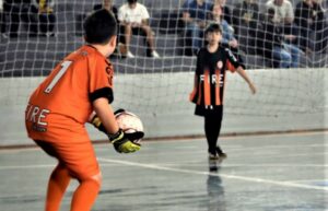 Com entrada gratuita, Mandaguarizão tem jogos de futsal na terça, quinta e sábado