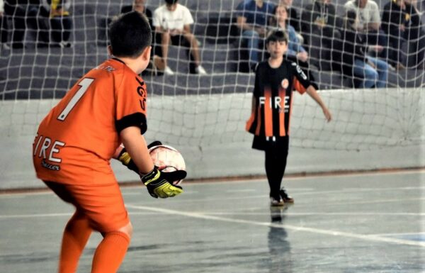 Com entrada gratuita, Mandaguarizão tem jogos de futsal na terça, quinta e sábado