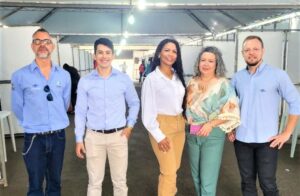 Feira do MEI reúne 20 expositores e atrai cinco centenas de visitantes
