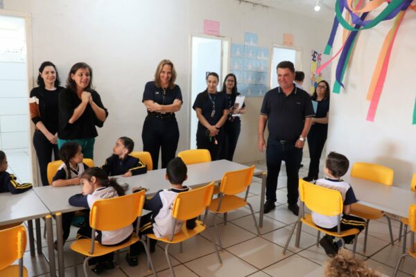 Prefeito Sérgio Onofre e equipe estruturam projetos para ampliação de CMEI’s