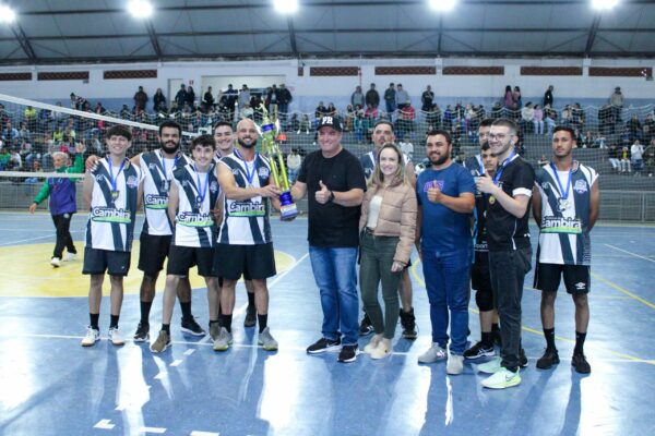 Atletas de Cambira se destacam nos Jogos Abertos de Marumbi