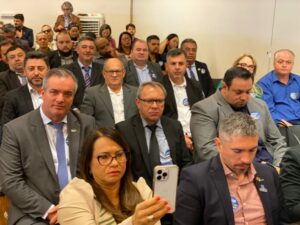 Prefeito Emerson Toledo de Cambira segue em Brasília participando do segundo dia de Mobilização Municipalista.