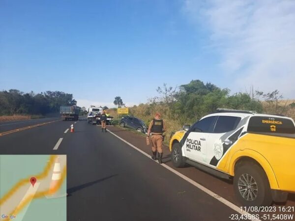 Carro capota em Arapongas e motorista de 33 anos fica ferido