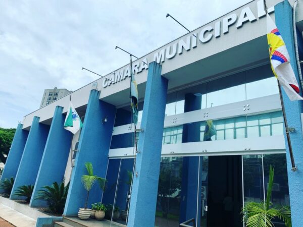 Prefeitura faz primeiro repasse obrigatório à Câmara de Apucarana no valor de R$1,8 milhão