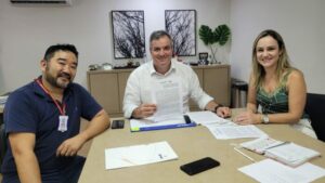 Secretaria de Assistência Social renova convênio de cursos profissionalizantes com o Senac