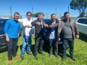 Delegado Jacovós entrega 06 viaturas 0 km à Polícia Civil de Apucarana