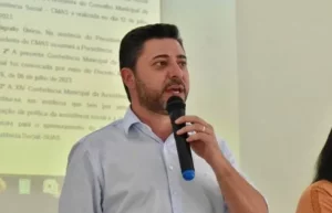 Lauro Junior obtém nova vitória no TJ-PR para permanecer no cargo