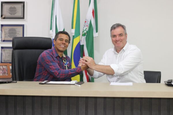 Prefeito Toledo entra de férias e o vice Fabinho assume interinamente o Executivo.