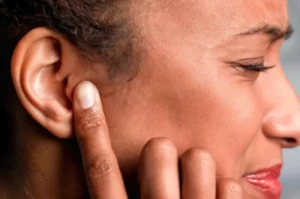 Zumbido catastrófico: sintoma pode levar pessoa a tirar a própria vida