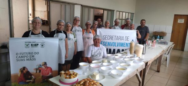 São Pedro do Ivaí investe em capacitação na produção artesanal de alimentos derivados de leite
