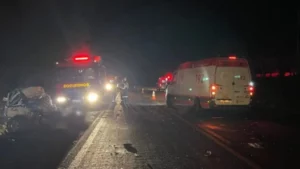 Motorista de carro perde a vida em grave acidente na PR-182