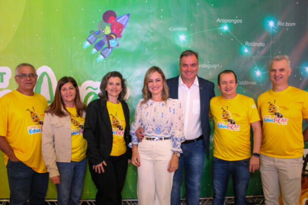 Cambira-Autarquia de Educação participa de “Summit Educação” do Sicredi em Arapongas