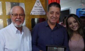 Maistro prestigia solenidade de entrega de mobiliário e equipamentos para o Hospital São Rafael em Rolândia