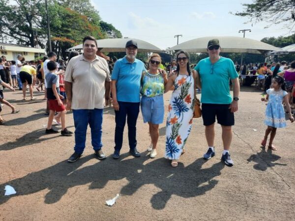 Prefeito Ailton Maistro de Rolândia prestigia festa do dia das crianças no 15º BPM