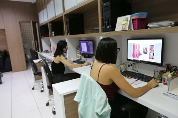 Paraná lidera empregabilidade de jovens com 57 mil colocações em dez meses