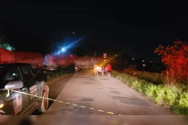 Identificado homem que morreu atropelado por trem em Aricanduva