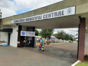 Cemitério central de Rolândia recebeu melhorias para o dia de finados; serão quatro missas neste dia de finados