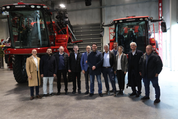 Multinacional alemã Horsch confirma Paraná como polo estratégico para produção