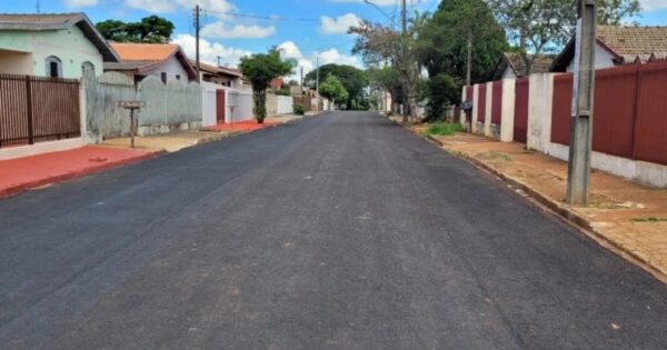 Rolândia – Recuperação asfáltica no Horácio Cabral e no Rosângelo