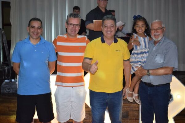 Prefeito de Rolândia Ailton Maistro prestigia confraternização de colaboradores do Hospital São Rafael