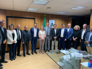 Apucarana pleiteia curso de Medicina para atender cidades do Vale do Ivaí, ligadas à 16ª RS