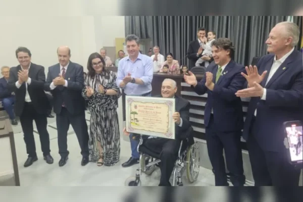 Tião da Femac recebe título de Cidadão Honorário do Paraná