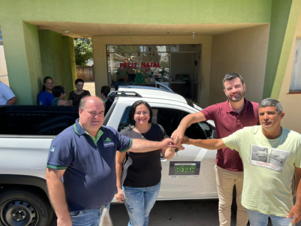 Saúde de Borrazópolis recebe reforço na frota de veículos
