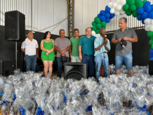 Prefeitura de Borrazópolis promove almoço de confraternização em reconhecimento aos funcionários