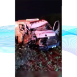 Acidente em Arapongas envolve ambulância, caminhão e três carros